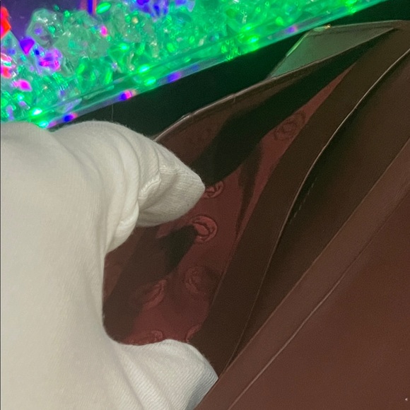 Cartier Burgandy Leather Wallet with Gold Accent - Picture 8 of 15